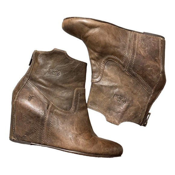 Frye Shoes - Frye Carson brown wedge boot size 6.5